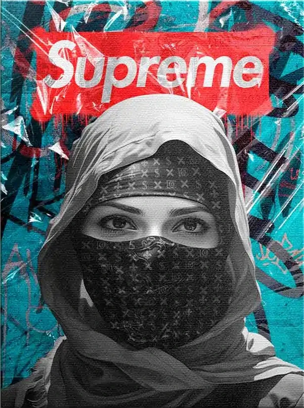 Frau mit Symbol-Schleier vor Supreme-Logo auf Street-Art-Leinwand